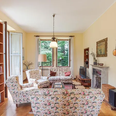 Harriet Vila Grandola ed Uniti