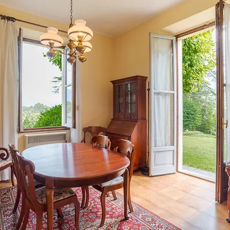 Harriet Vila Grandola ed Uniti